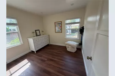 6655 Yarmouth Avenue, Reseda, CA 91335 - Photo 13