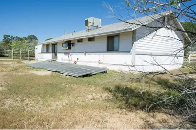 5902 Margaritha, Rosamond, CA 93560 - Photo 11