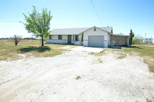 5902 Margaritha, Rosamond, CA 93560 - Photo 3