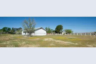 5902 Margaritha, Rosamond, CA 93560 - Photo 9