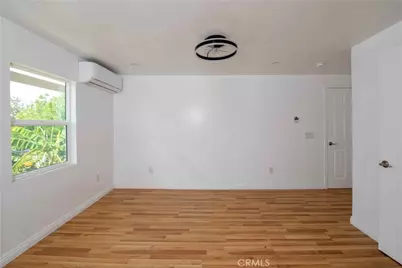 1330 W 48th, Los Angeles, CA 90037 - Photo 31