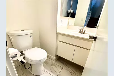 9131 Burnet Ave #23, North Hills, CA 91343 - Photo 11