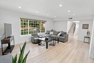 17000 Jeanine Place, Granada Hills, CA 91344 - Photo 3