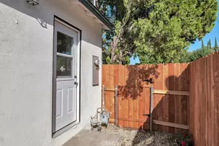 5547 Shoup, Woodland Hills, CA 91367 - Photo 37