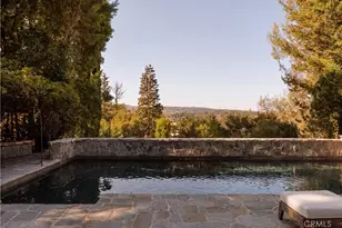 4155 Green Meadow Ct, Encino, CA 91316 - Photo 31