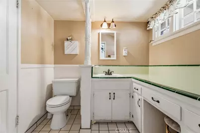 20812 Devonshire, Chatsworth, CA 91311 - Photo 29