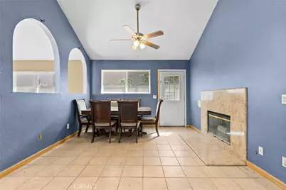 26825 Pamela Drive, Canyon Country, CA 91351 - Photo 11