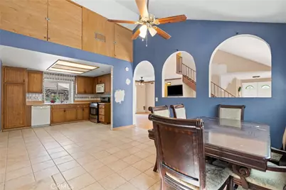 26825 Pamela Drive, Canyon Country, CA 91351 - Photo 7