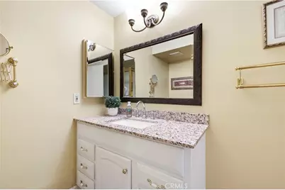 19204 Avenue Of The Oaks #B, Newhall, CA 91321 - Photo 19
