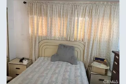 8156 Hazeltine, Panorama City, CA 91402 - Photo 3