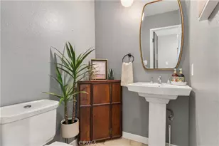 15207 Magnolia Blvd, Sherman Oaks, CA 91403 - Photo 13