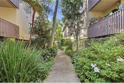 15207 Magnolia Boulevard #119, Sherman Oaks, CA 91403 - Photo 41