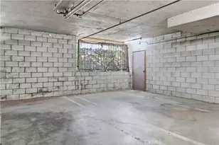 15207 Magnolia Blvd, Sherman Oaks, CA 91403 - Photo 43