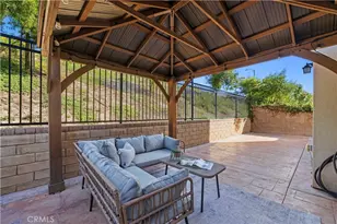 27314 Weldon Wy, Saugus, CA 91350 - Photo 29