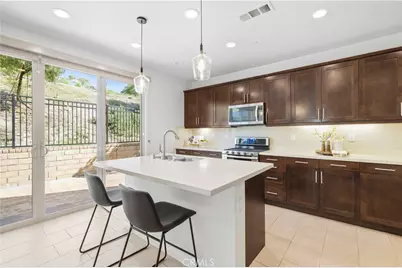 27314 Weldon Way, Saugus, CA 91350 - Photo 11