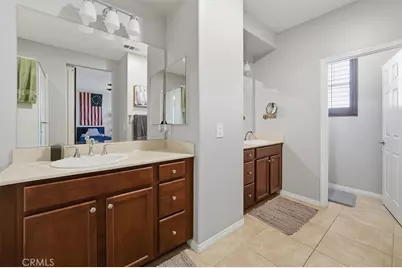 28600 Pietro Drive, Valencia, CA 91354 - Photo 23
