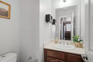 28600 Pietro Dr, Valencia, CA 91354 - Photo 19
