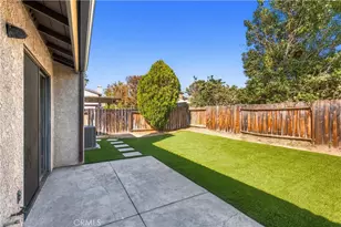 26120 Galvez Ct, Valencia, CA 91355 - Photo 29