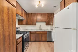 26120 Galvez Ct, Valencia, CA 91355 - Photo 9