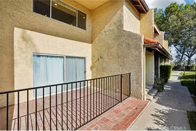 7718 Via Napoli, Burbank, CA 91504 - Photo 5