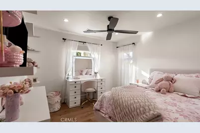 29340 Via Milagro, Valencia, CA 91354 - Photo 43