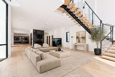 4653 Vanalden Avenue, Tarzana, CA 91356 - Photo 5