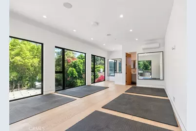 4653 Vanalden Avenue, Tarzana, CA 91356 - Photo 39