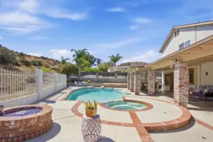 23134 La Granja, Valencia, CA 91354 - Photo 45