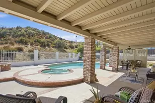 23134 La Granja, Valencia, CA 91354 - Photo 43