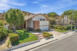 23134 La Granja, Valencia, CA 91354 - Photo 5