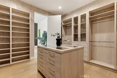 20141 Wells Drive, Woodland Hills, CA 91364 - Photo 19
