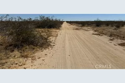 17700 E Ave T8, Palmdale, CA 93591 - Photo 3