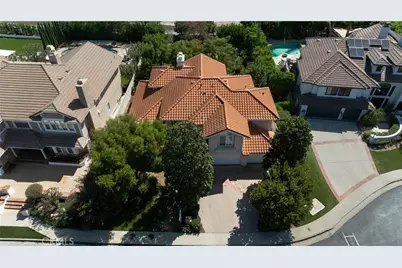 18615 Hillsboro, Porter Ranch, CA 91326 - Photo 3