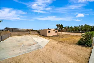 7523 W Ave A, Rosamond, CA 93560 - Photo 71