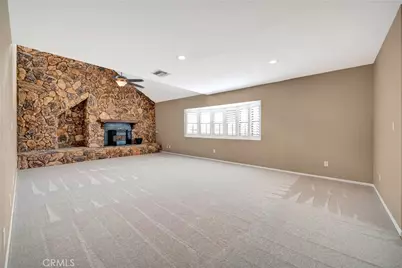 7523 W Avenue A, Rosamond, CA 93560 - Photo 9
