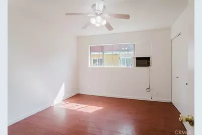 10035 Sepulveda Boulevard, Mission Hills (San Fernando), CA 91345 - Photo 11