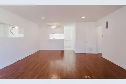10035 Sepulveda Boulevard, Mission Hills (San Fernando), CA 91345 - Photo 9