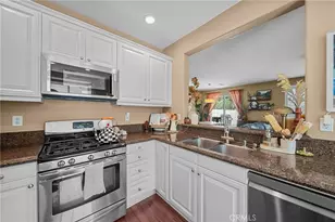 28360 Mirabelle, Saugus, CA 91350 - Photo 9