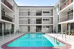 911 N Kings, West Hollywood, CA 90069 - Photo 21
