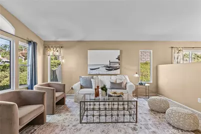 28712 Park Woodland, Saugus, CA 91390 - Photo 5