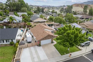 20755 Benz, Saugus, CA 91350 - Photo 1