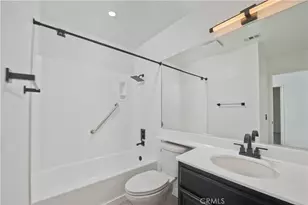 600 Kingswood Ln, Simi Valley, CA 93065 - Photo 19