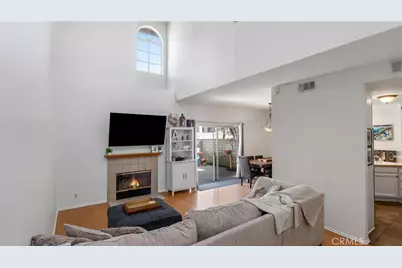 22905 Banyan #228, Saugus, CA 91390 - Photo 3