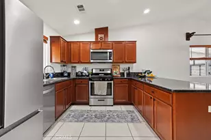 6100 Pizarro, Bakersfield, CA 93307 - Photo 7