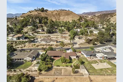10070 Barling Street, Shadow Hills, CA 91040 - Photo 41