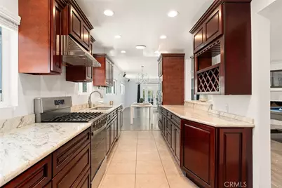 13042 Aetna Street, Los Angeles, CA 91401 - Photo 3