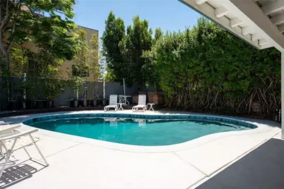 13042 Aetna Street, Los Angeles, CA 91401 - Photo 17