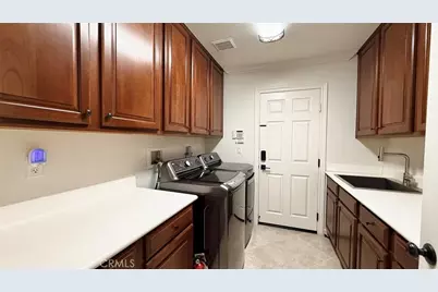 6697 Elysian Court, Jurupa, CA 92880 - Photo 31