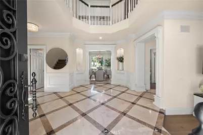 22239 Rolling Ridge Drive, Saugus, CA 91350 - Photo 15