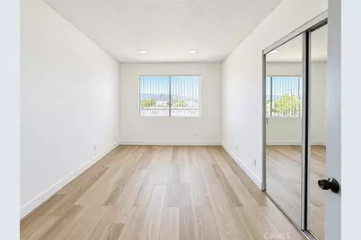 801 E Chestnut Street #8, Glendale, CA 91205 - Photo 5